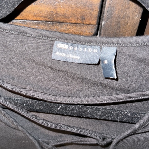 Eos size small asymmetrical lace up front T-shirt in black - Picture 6 of 9